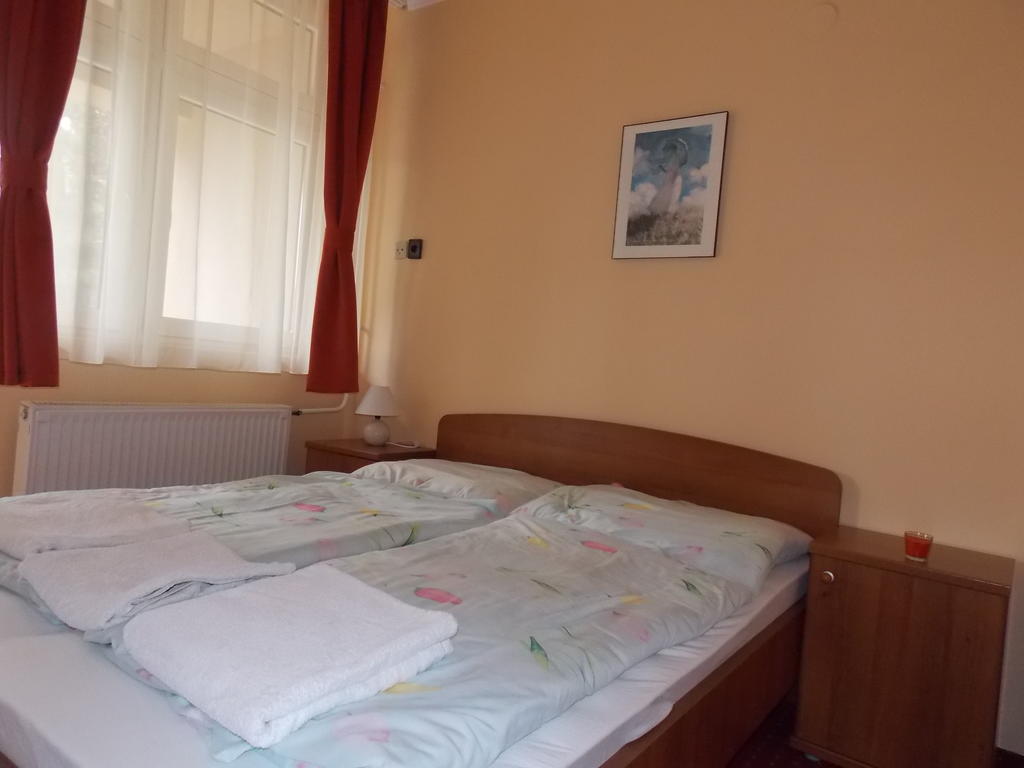 Hotel Family Balatonföldvár Екстериор снимка